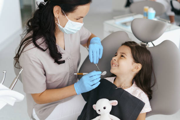 Best Mobile Emergency Dentist in Hill N Dale, FL